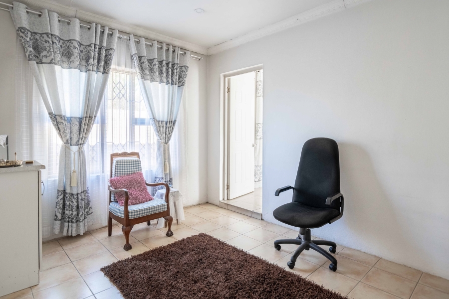 4 Bedroom Property for Sale in Naidooville KwaZulu-Natal