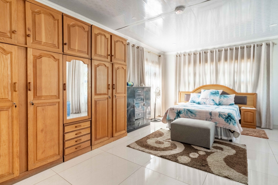 4 Bedroom Property for Sale in Naidooville KwaZulu-Natal
