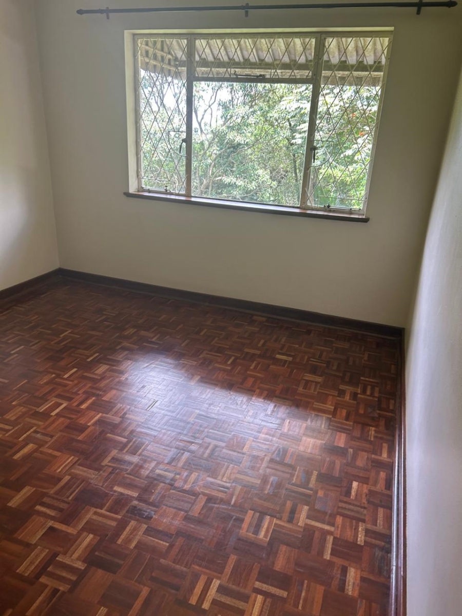To Let 4 Bedroom Property for Rent in Kloof KwaZulu-Natal