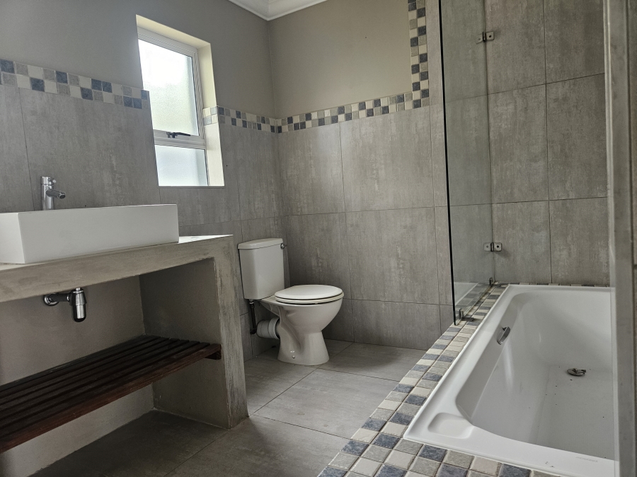 4 Bedroom Property for Sale in Clansthal KwaZulu-Natal