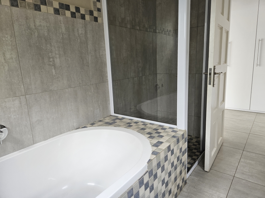 4 Bedroom Property for Sale in Clansthal KwaZulu-Natal