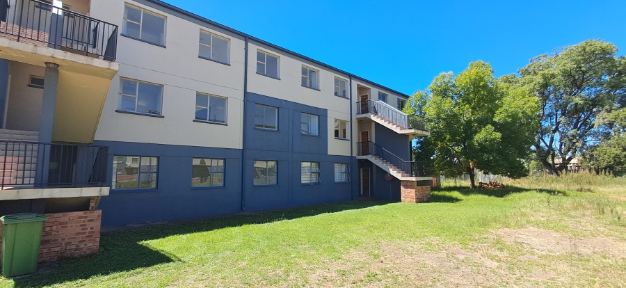 2 Bedroom Property for Sale in Madadeni J KwaZulu-Natal