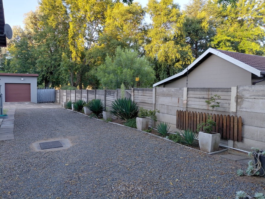 4 Bedroom Property for Sale in Pioneer Park KwaZulu-Natal