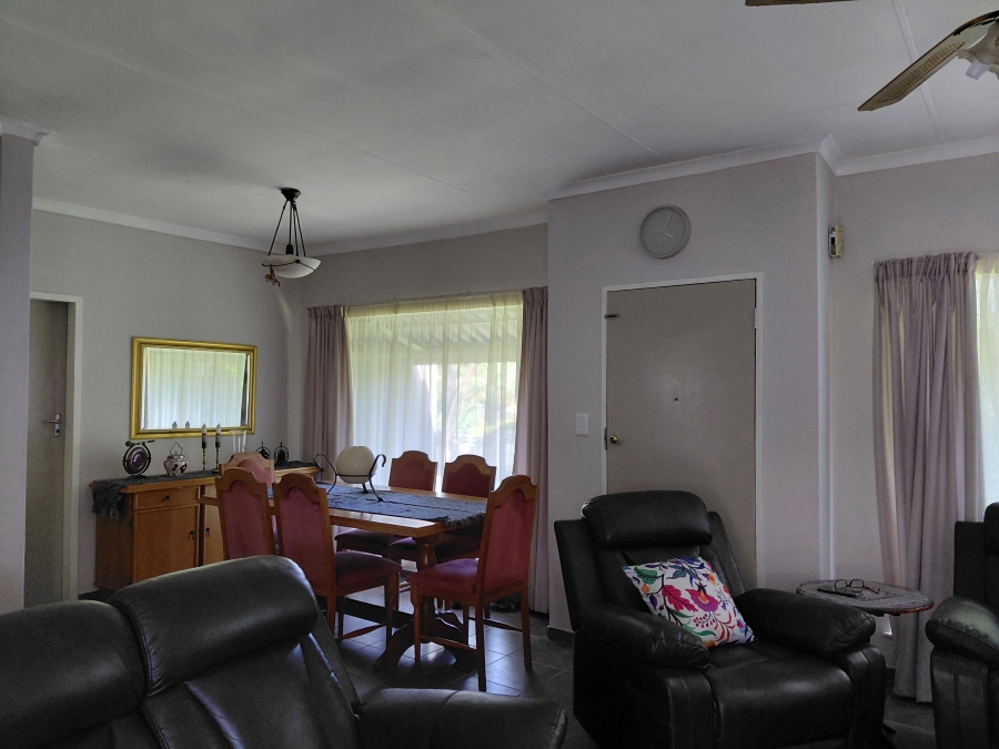 4 Bedroom Property for Sale in Pioneer Park KwaZulu-Natal