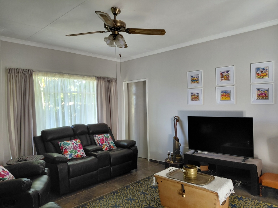 4 Bedroom Property for Sale in Pioneer Park KwaZulu-Natal