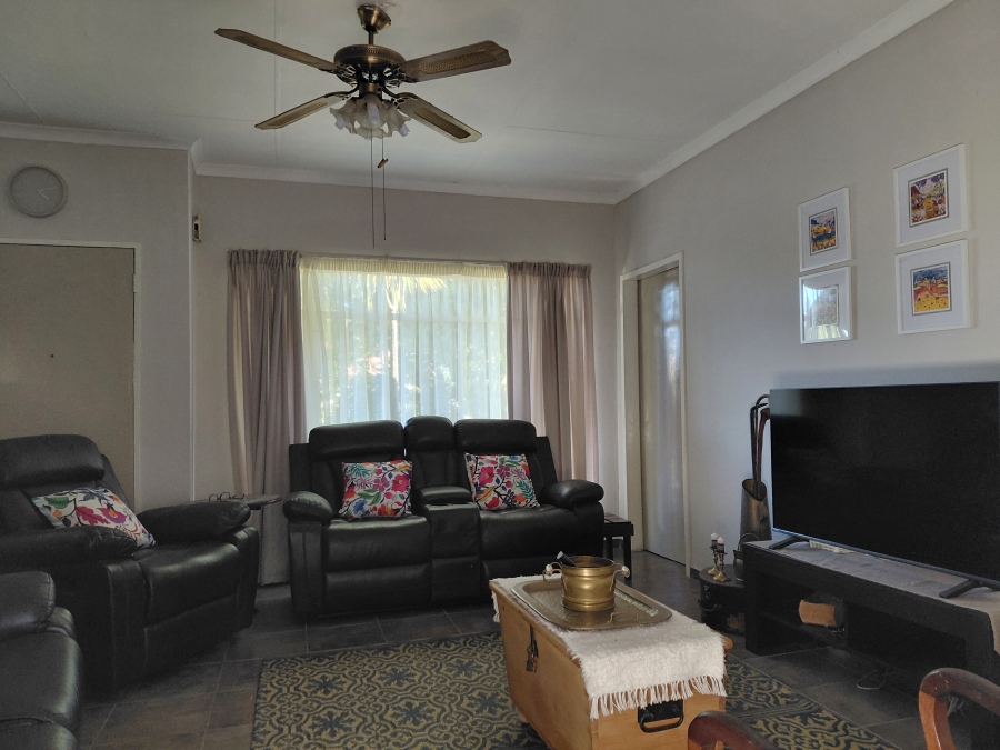 4 Bedroom Property for Sale in Pioneer Park KwaZulu-Natal