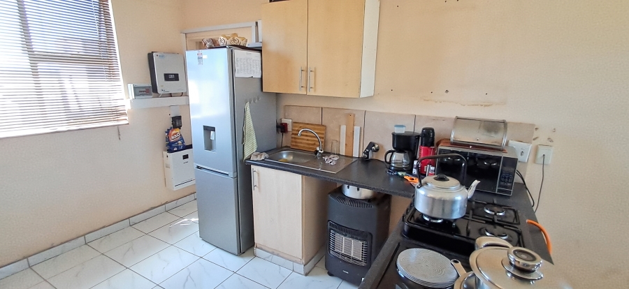 2 Bedroom Property for Sale in Madadeni J KwaZulu-Natal