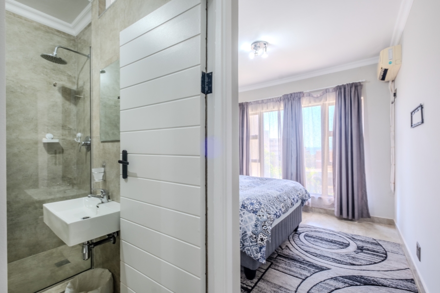 2 Bedroom Property for Sale in Umhlanga KwaZulu-Natal