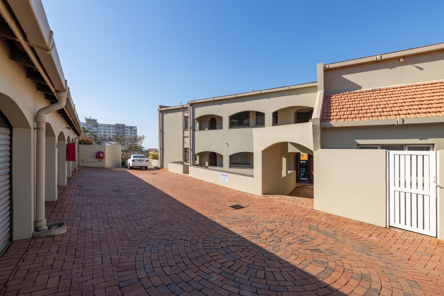 2 Bedroom Property for Sale in Umhlanga KwaZulu-Natal
