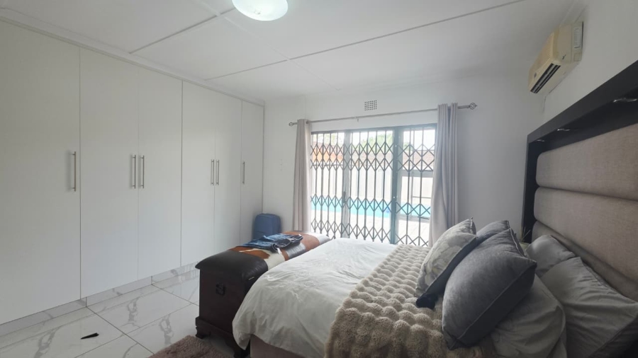 4 Bedroom Property for Sale in Meer En See KwaZulu-Natal