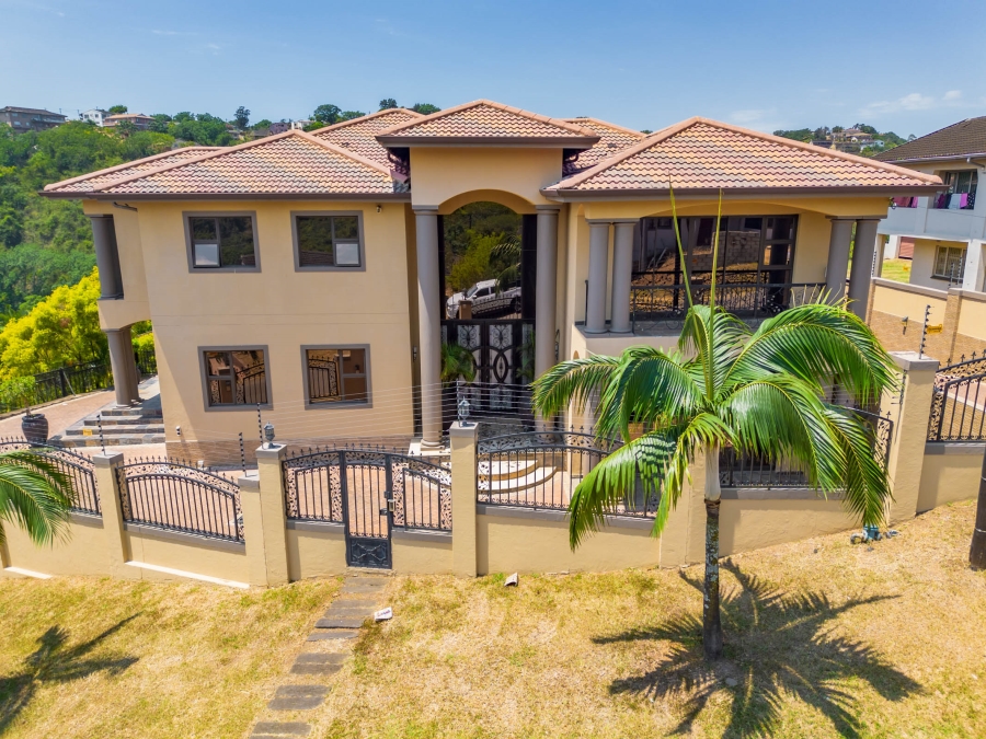 6 Bedroom Property for Sale in Reservoir Hills KwaZulu-Natal