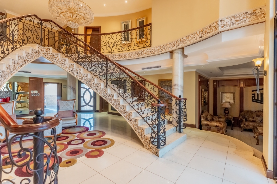 6 Bedroom Property for Sale in Reservoir Hills KwaZulu-Natal