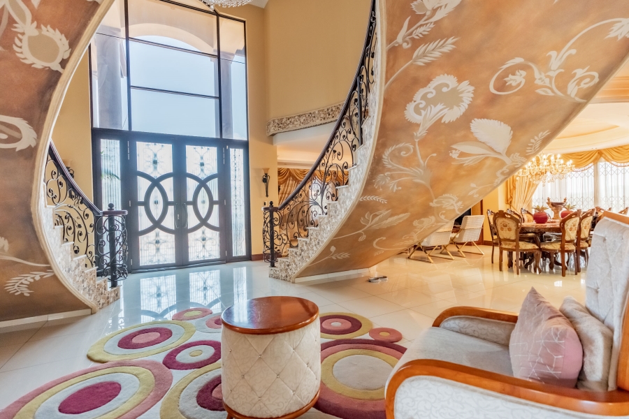 6 Bedroom Property for Sale in Reservoir Hills KwaZulu-Natal