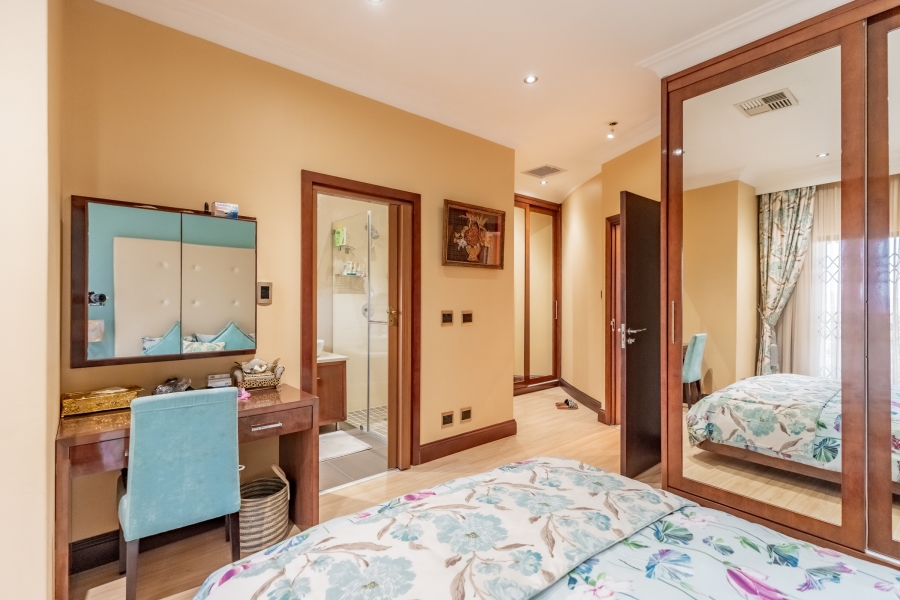 6 Bedroom Property for Sale in Reservoir Hills KwaZulu-Natal