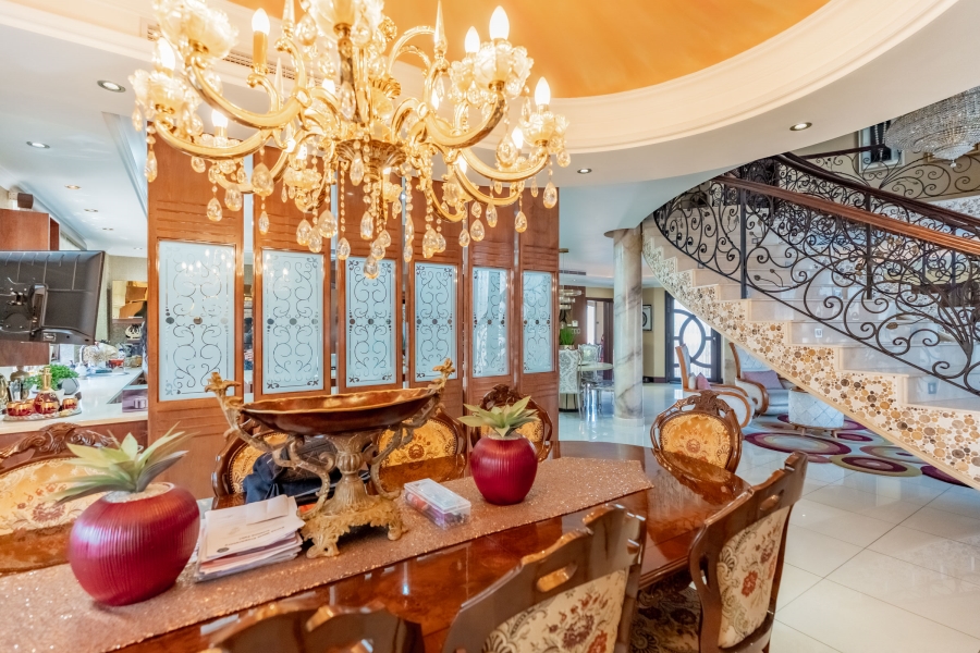 6 Bedroom Property for Sale in Reservoir Hills KwaZulu-Natal