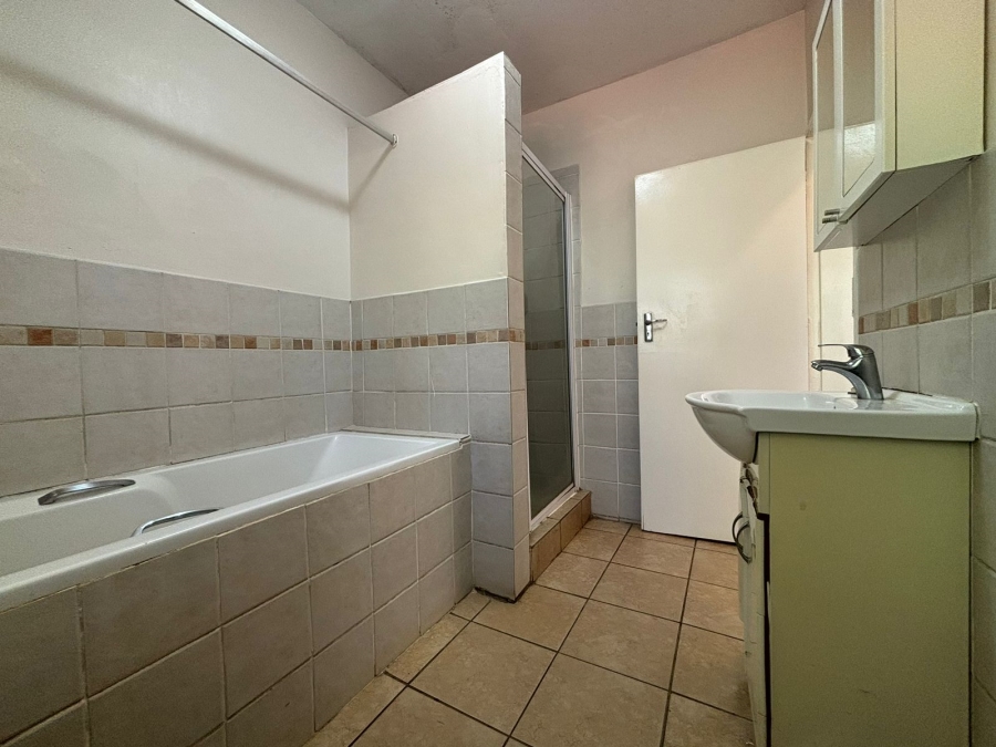 To Let 3 Bedroom Property for Rent in Glenmore KwaZulu-Natal