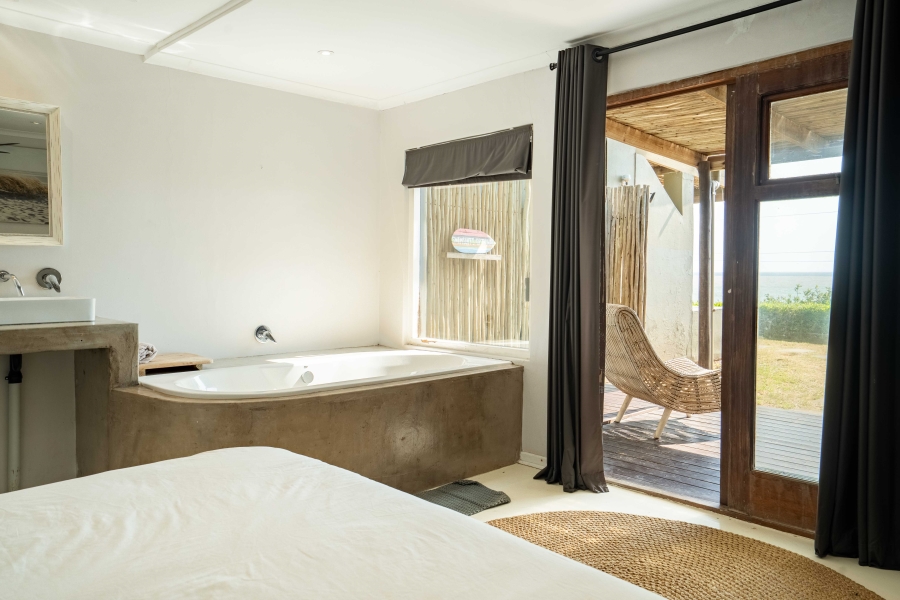 5 Bedroom Property for Sale in Widenham KwaZulu-Natal