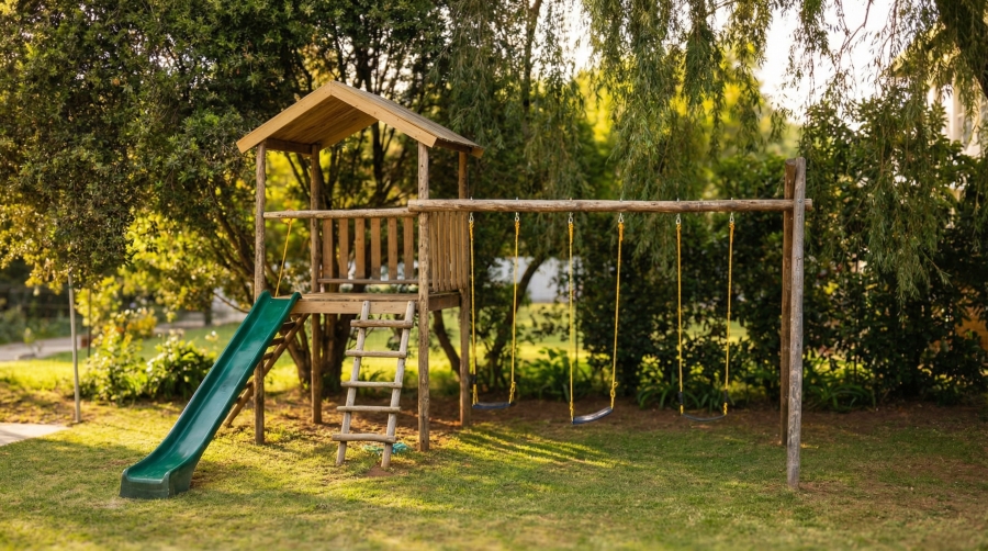 7 Bedroom Property for Sale in Mountain Homes KwaZulu-Natal