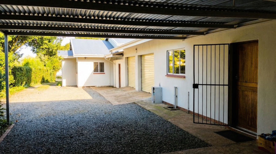 7 Bedroom Property for Sale in Mountain Homes KwaZulu-Natal