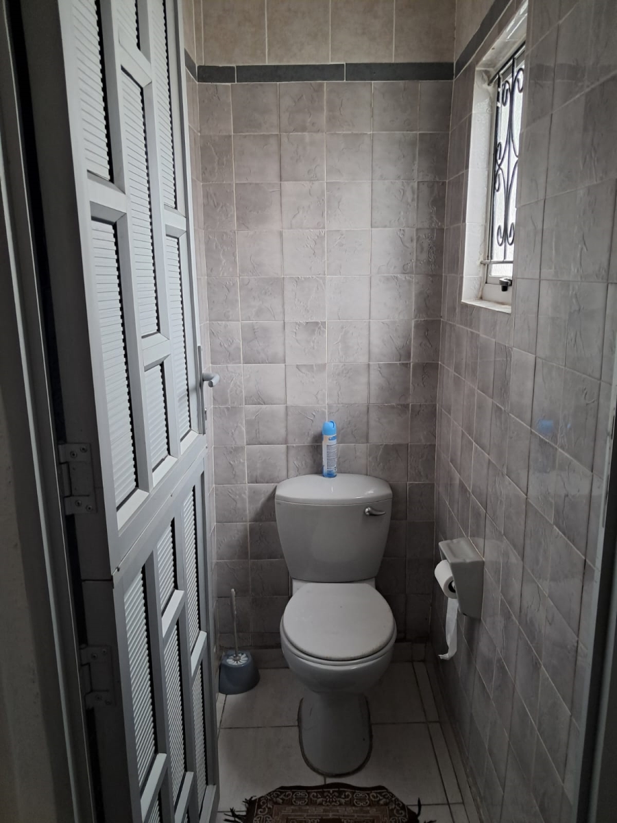 4 Bedroom Property for Sale in Croftdene KwaZulu-Natal