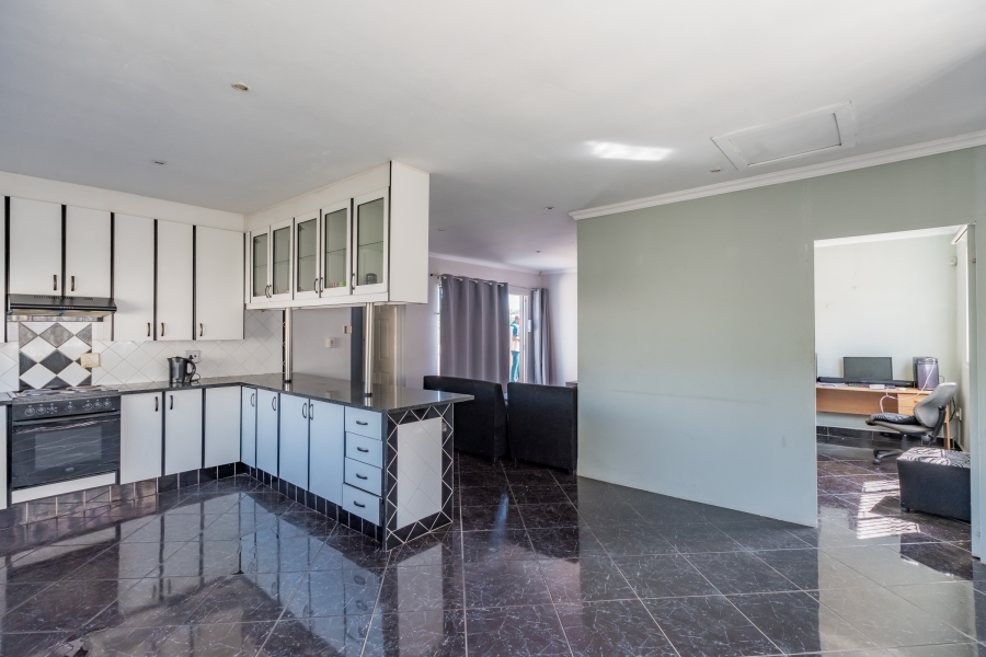 3 Bedroom Property for Sale in Northdene KwaZulu-Natal