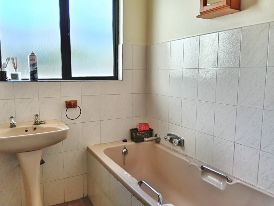 4 Bedroom Property for Sale in Meer En See KwaZulu-Natal