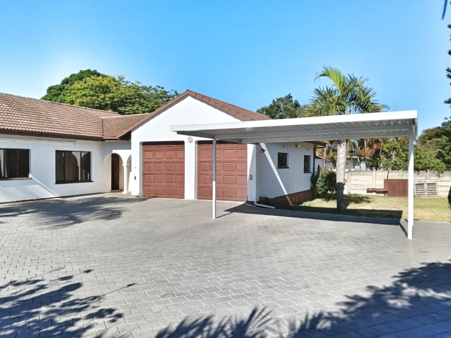 4 Bedroom Property for Sale in Meer En See KwaZulu-Natal