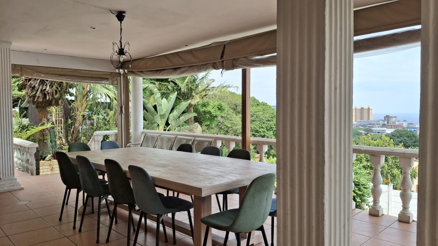 4 Bedroom Property for Sale in Amanzimtoti KwaZulu-Natal