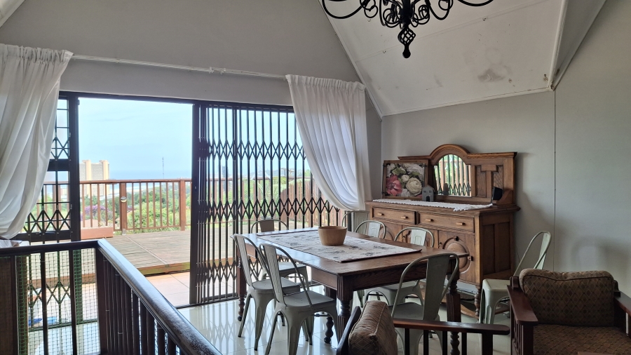 4 Bedroom Property for Sale in Amanzimtoti KwaZulu-Natal