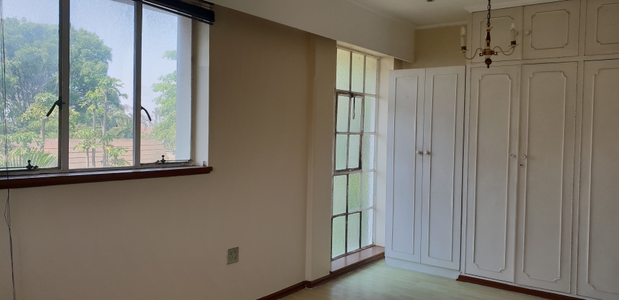 To Let 3 Bedroom Property for Rent in Essenwood KwaZulu-Natal