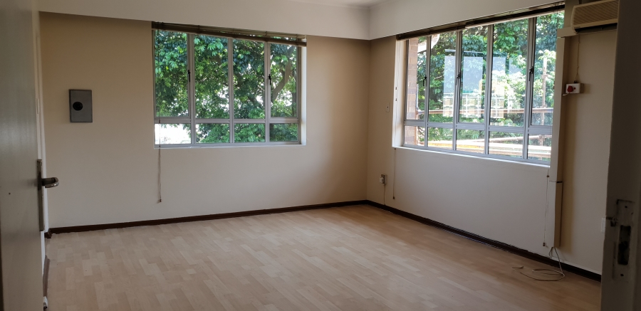 To Let 3 Bedroom Property for Rent in Essenwood KwaZulu-Natal
