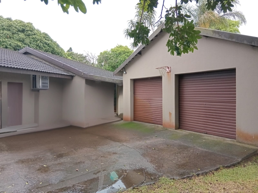 4 Bedroom Property for Sale in Meer En See KwaZulu-Natal
