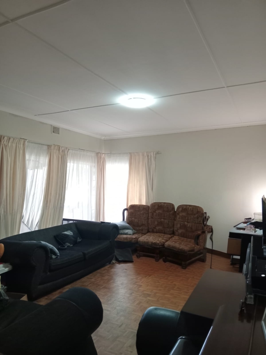 4 Bedroom Property for Sale in Meer En See KwaZulu-Natal