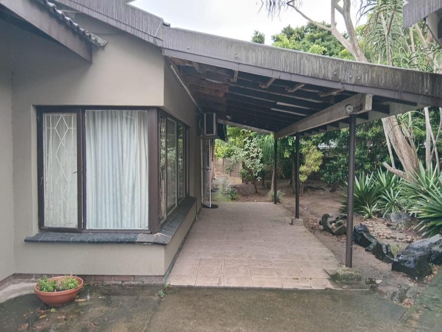 4 Bedroom Property for Sale in Meer En See KwaZulu-Natal