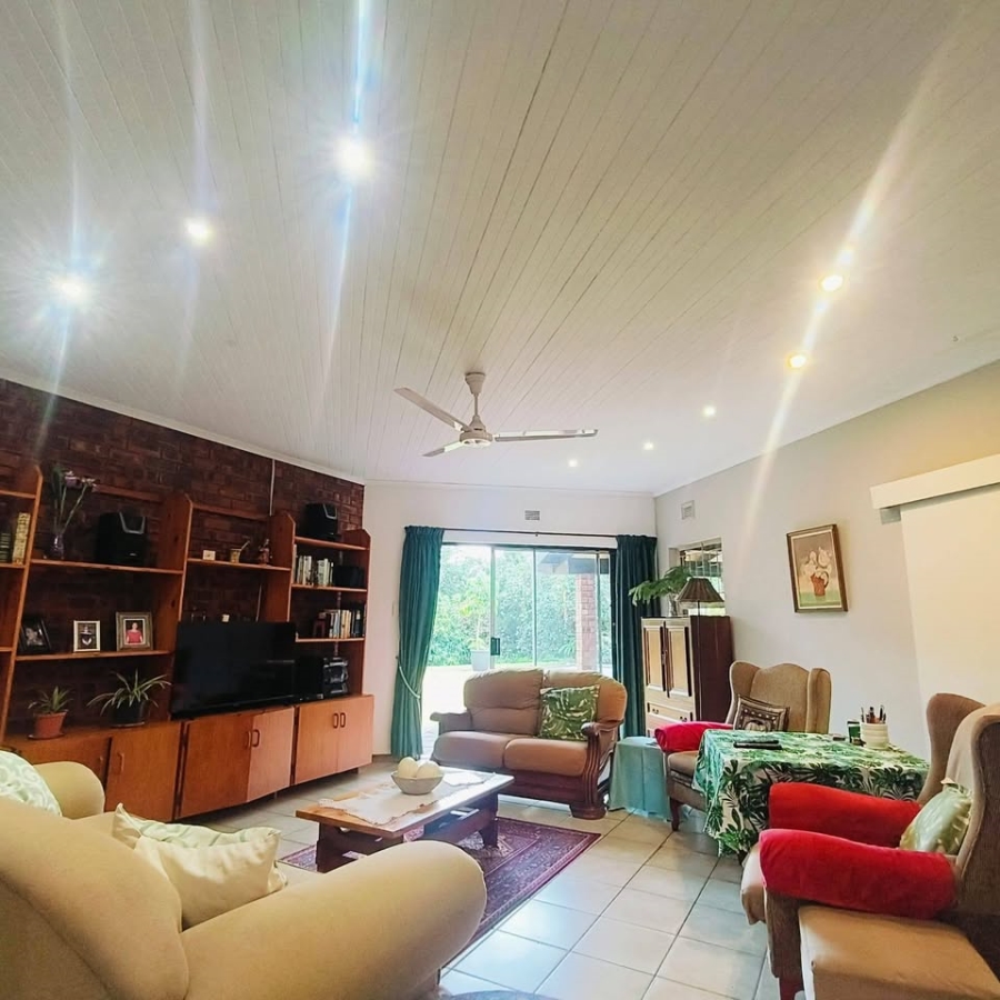 4 Bedroom Property for Sale in Meer En See KwaZulu-Natal