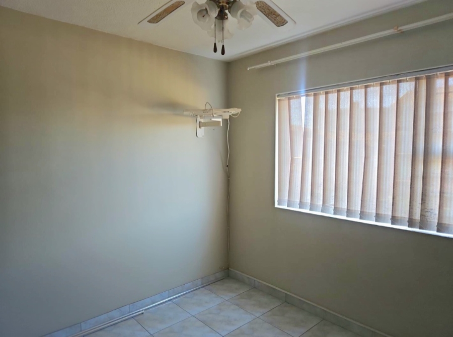 3 Bedroom Property for Sale in Amanzimtoti KwaZulu-Natal