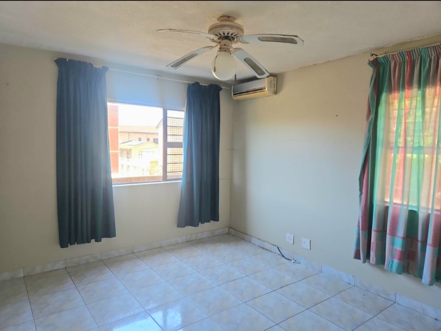 3 Bedroom Property for Sale in Amanzimtoti KwaZulu-Natal