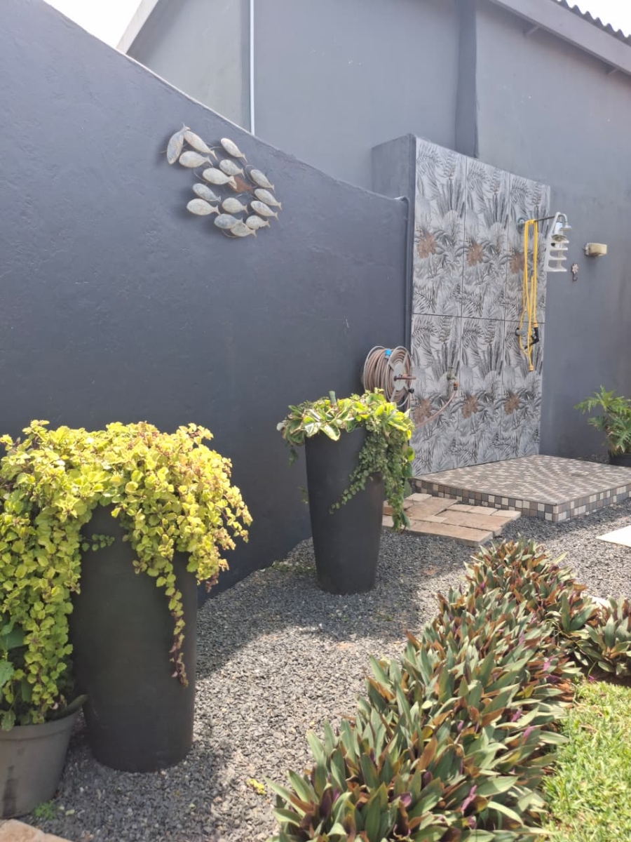 3 Bedroom Property for Sale in Tugela Mouth KwaZulu-Natal