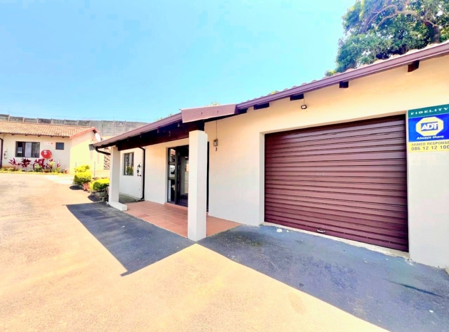 2 Bedroom Property for Sale in Amanzimtoti KwaZulu-Natal
