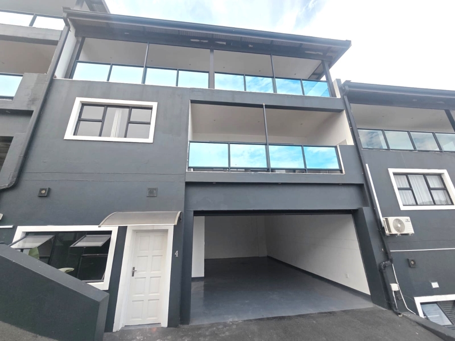 3 Bedroom Property for Sale in Umgeni Park KwaZulu-Natal