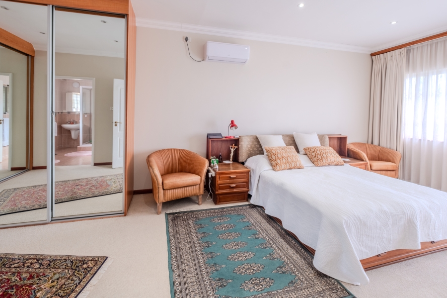 5 Bedroom Property for Sale in La Lucia KwaZulu-Natal