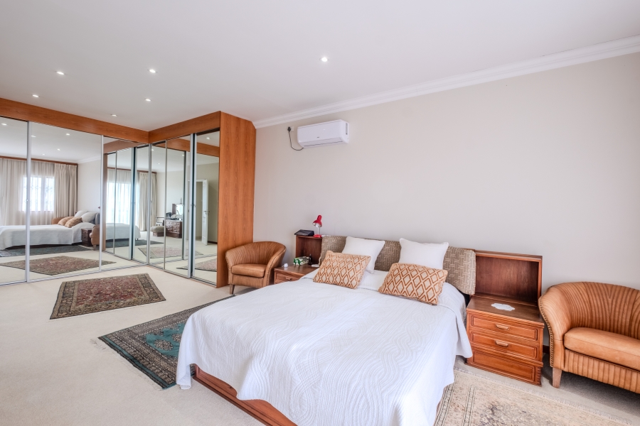 5 Bedroom Property for Sale in La Lucia KwaZulu-Natal