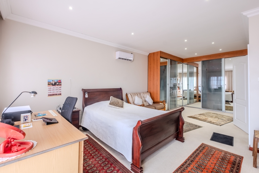 5 Bedroom Property for Sale in La Lucia KwaZulu-Natal