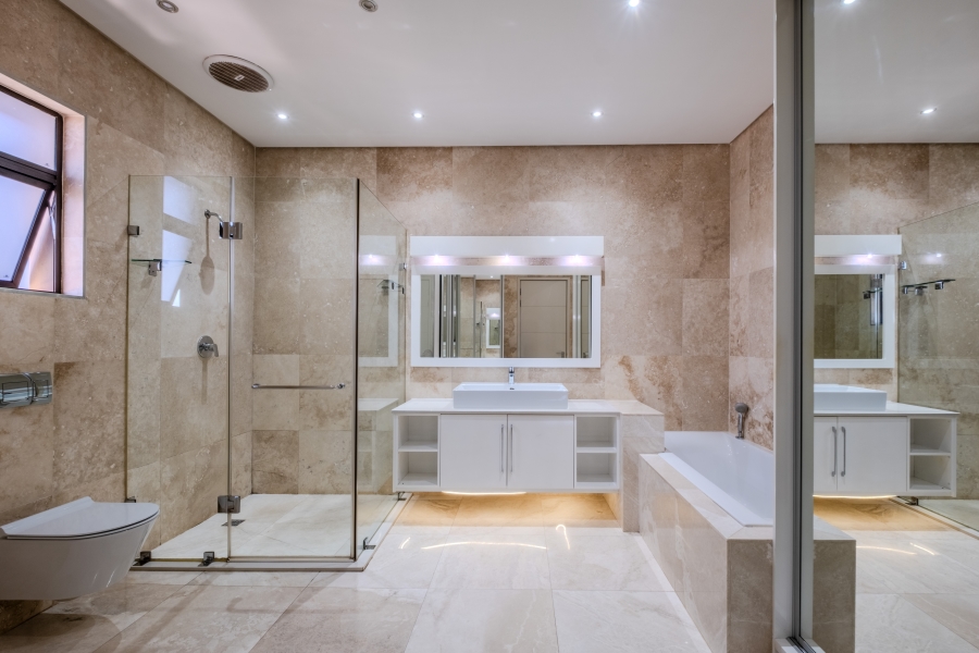 5 Bedroom Property for Sale in Izinga Estate KwaZulu-Natal