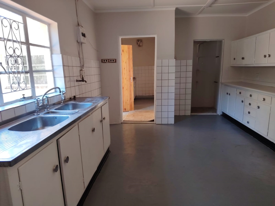 To Let 4 Bedroom Property for Rent in Merrivale KwaZulu-Natal
