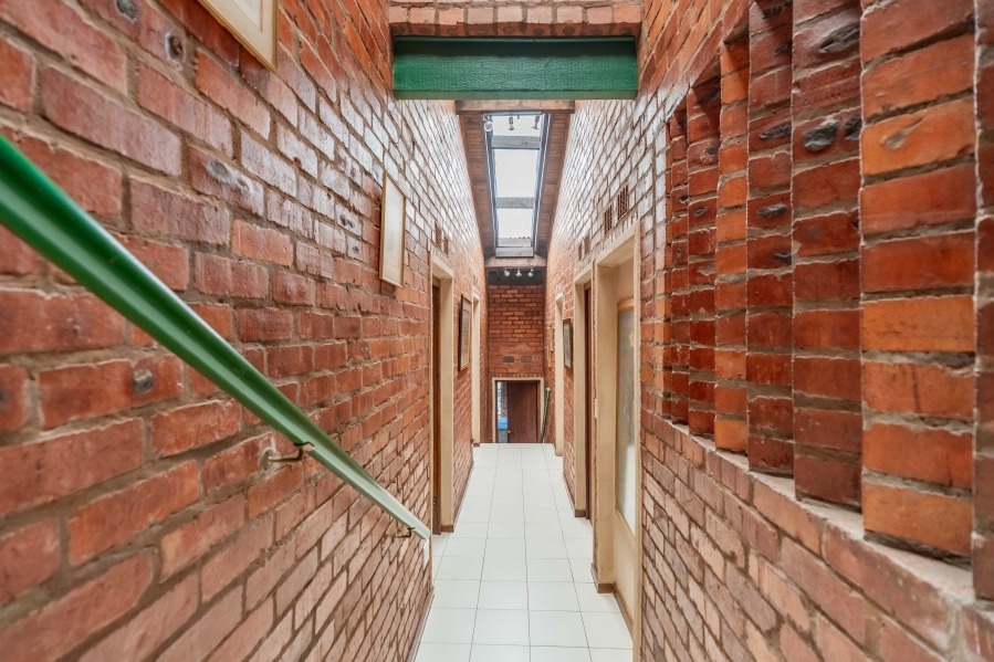 5 Bedroom Property for Sale in Westville Central KwaZulu-Natal