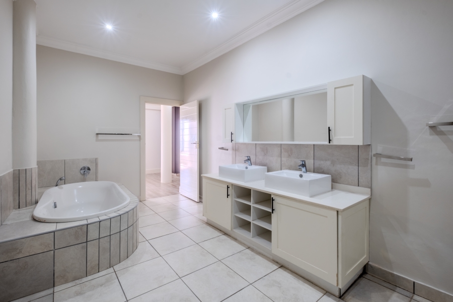 4 Bedroom Property for Sale in Umdloti Beach KwaZulu-Natal