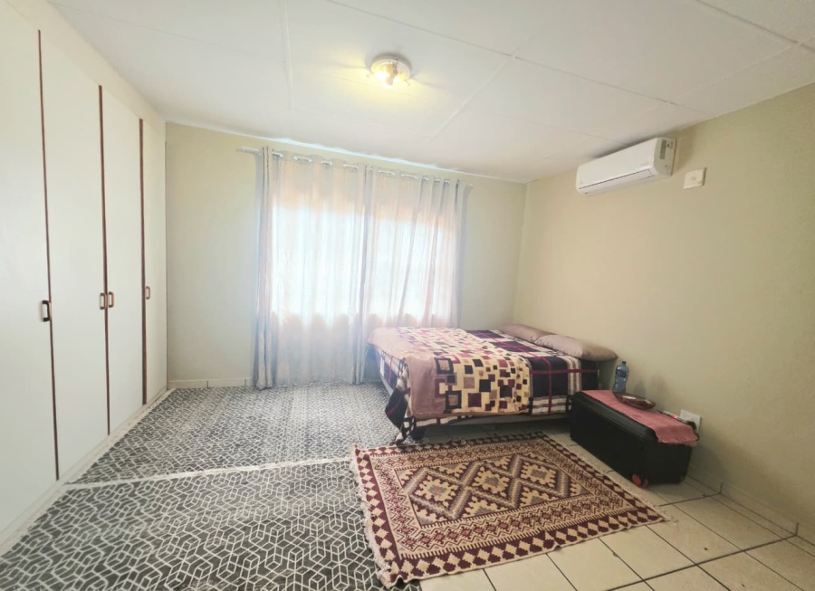 2 Bedroom Property for Sale in Arboretum KwaZulu-Natal