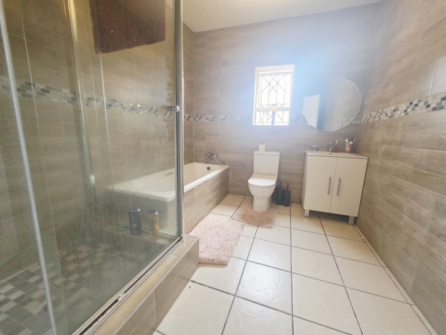 2 Bedroom Property for Sale in Arboretum KwaZulu-Natal