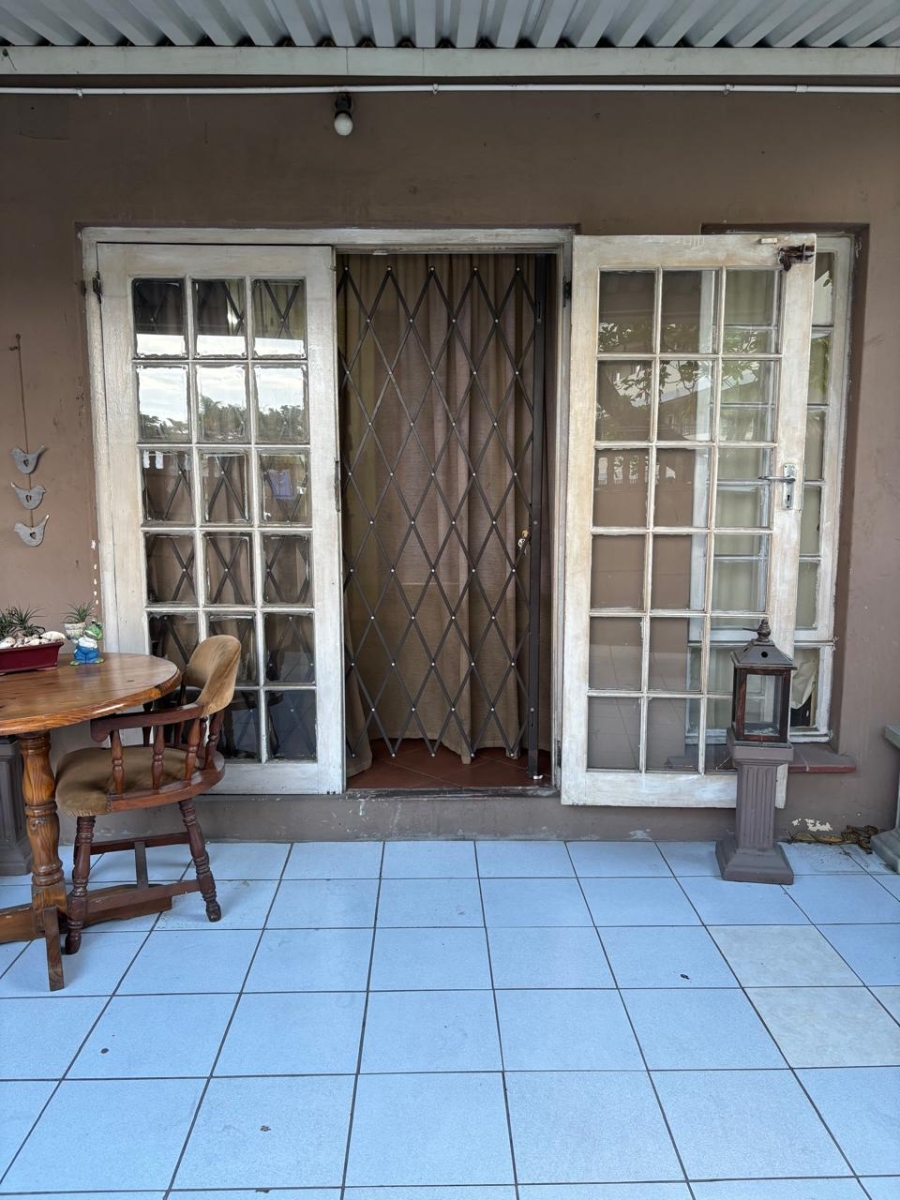 To Let 2 Bedroom Property for Rent in Bluff KwaZulu-Natal